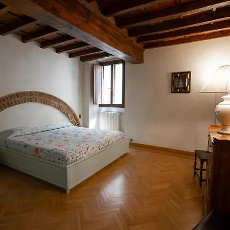 Torre Dei Sapiti Apartment