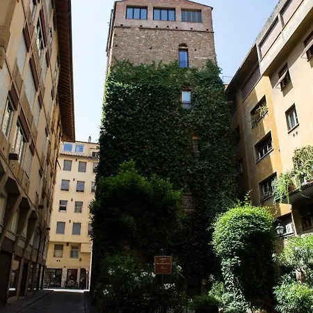 Torre Dei Sapiti * Florence