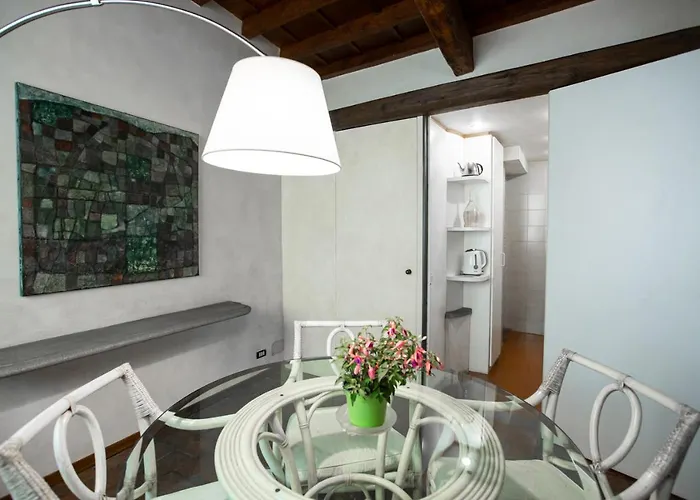 Torre Dei Sapiti Apartment Florence