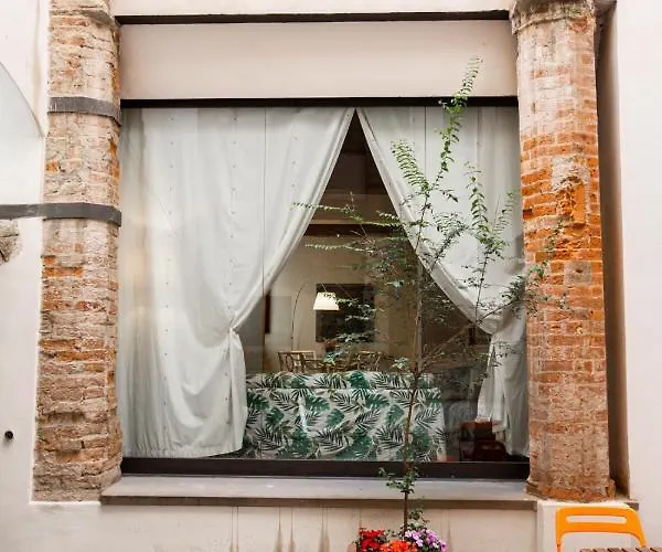 Torre Dei Sapiti Apartment Florence